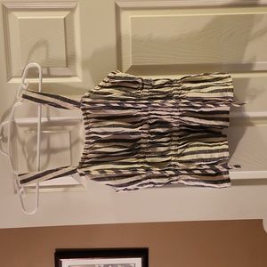 Universal thread sz Medium cream striped top